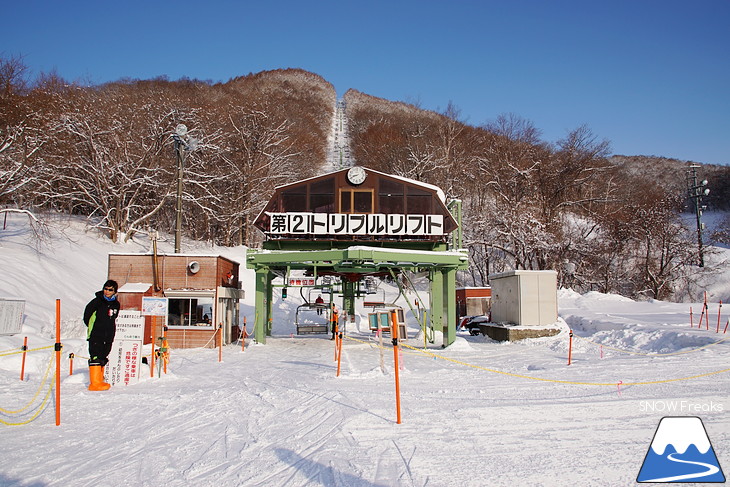 札幌藻岩山スキー場 『青空』が最高に似合うゲレンデ☆